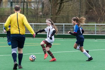 Bild 320 - wBJ VfL Pinneberg - St. Pauli : Ergebnis: 7:0 (Abbruch)